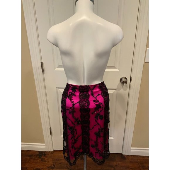 Escada Pink & Black Beaded Lace Pencil Skirt, Size 8 (US) 40 (EU) NWT! - Picture 6 of 7